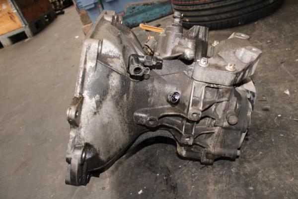 BOITE DE VITESSE MANUEL OPEL CORSA D 1.2 ESSENCE Z12XEP CODE ML5 ( 5VITESSES ) - Vue 2